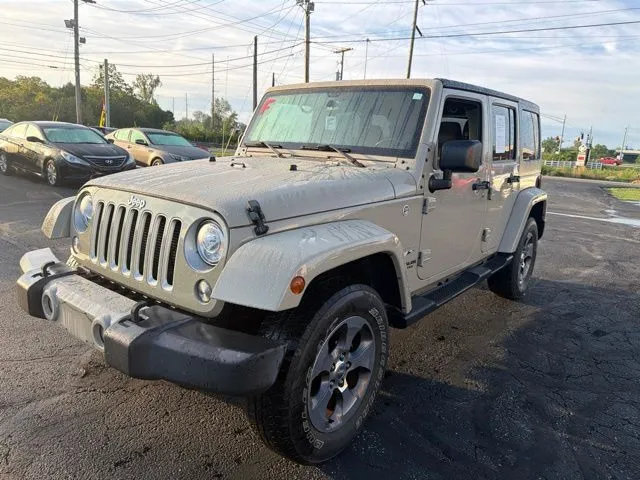Jeep Wrangler photo 3