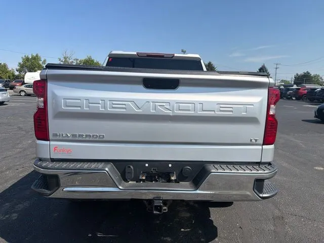 Chevrolet Silverado photo 6