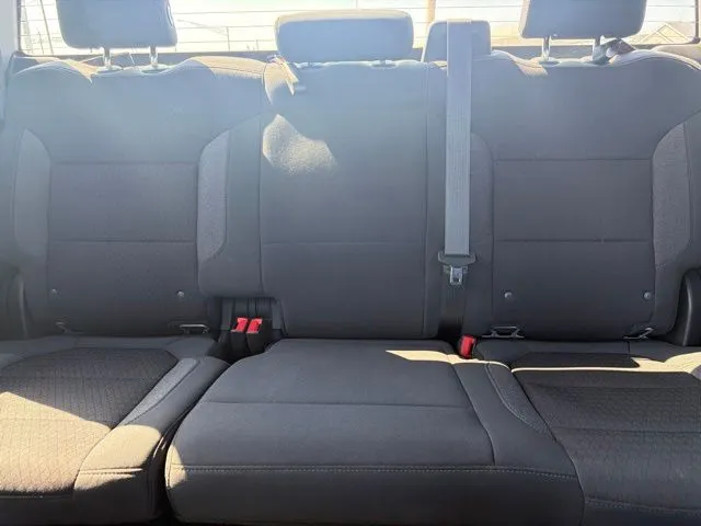 Chevrolet Silverado photo 20