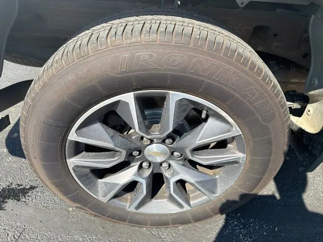 Chevrolet Silverado photo 31