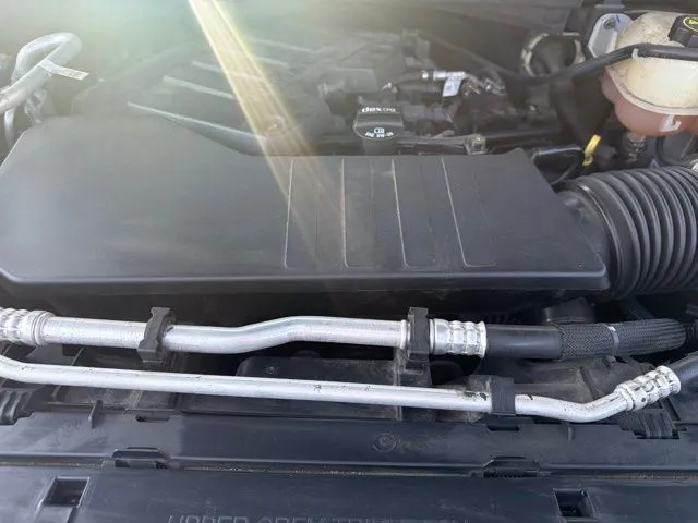 Chevrolet Silverado photo 34