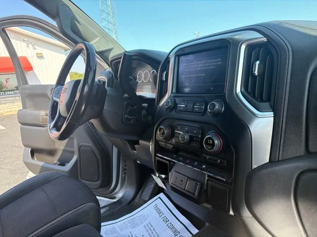 Chevrolet Silverado photo 28