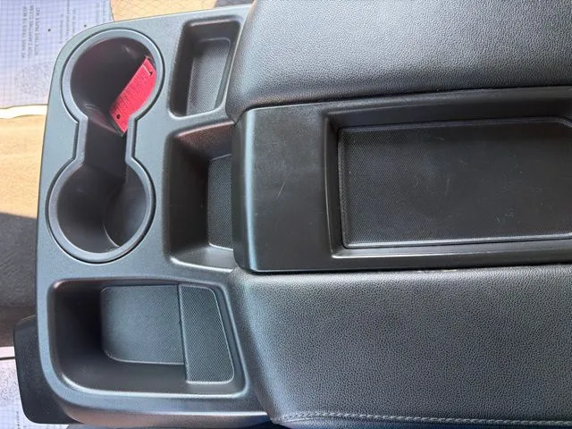 Chevrolet Silverado photo 21