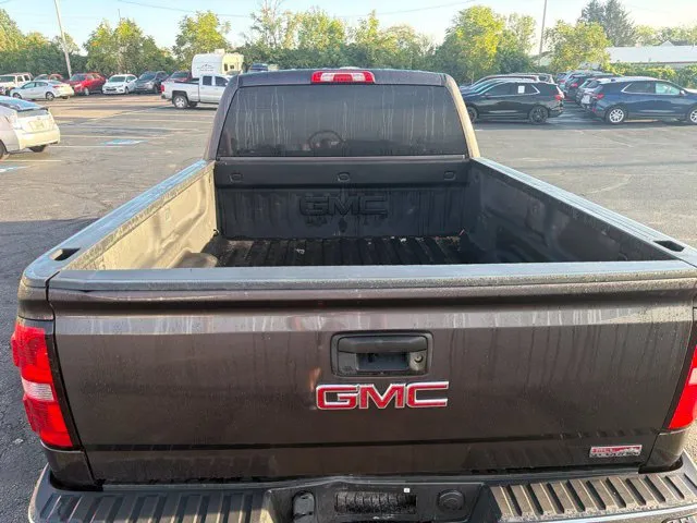 GMC Sierra photo 8