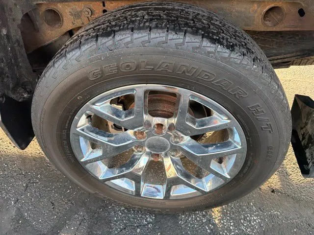 GMC Sierra photo 28