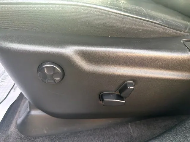 Jeep Grand Cherokee photo 14