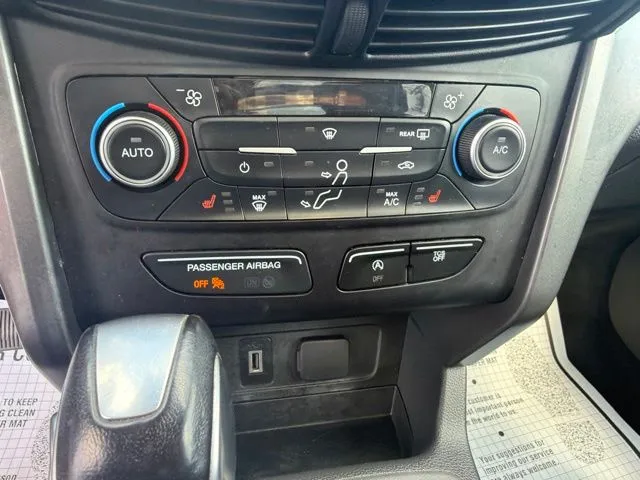 Ford Escape photo 19