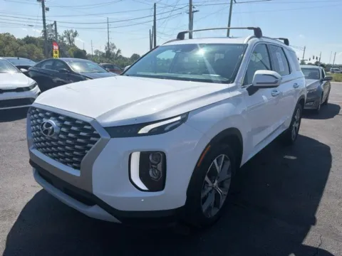 Another view of 2021 Hyundai Palisade SEL for sale in Grove City, OH at Funky's Automotive - A division of ETC Auto Group