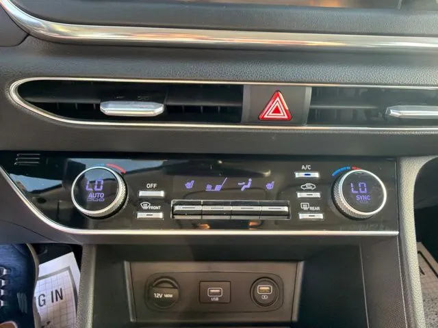 Hyundai Sonata photo 18