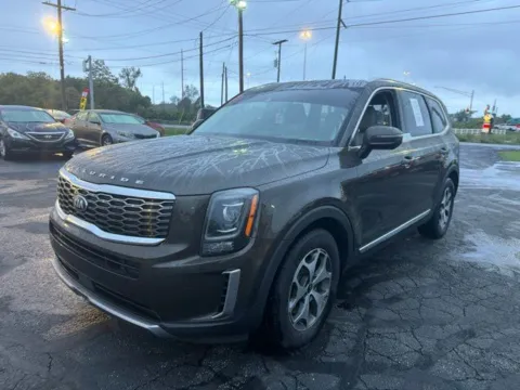 Another view of 2021 Kia Telluride EX for sale in Grove City, OH at Funky's Automotive - A division of ETC Auto Group