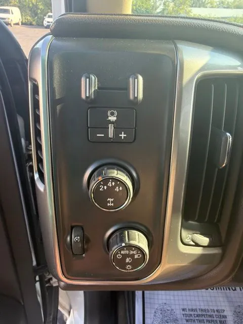 Chevrolet Silverado photo 15