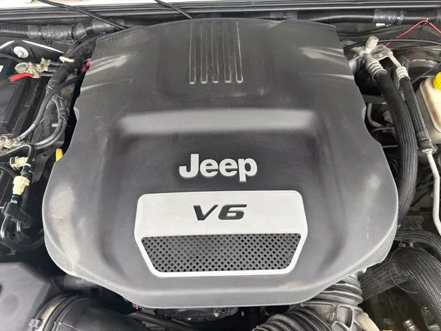 Jeep Wrangler photo 28