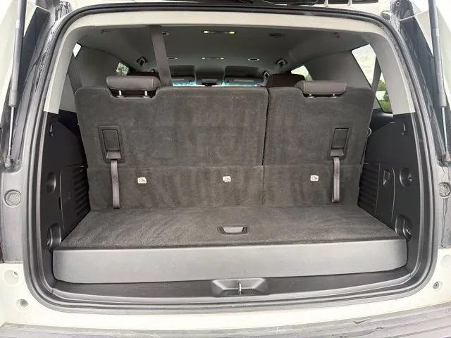 Chevrolet Tahoe photo 8