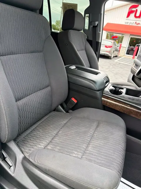 Chevrolet Tahoe photo 30
