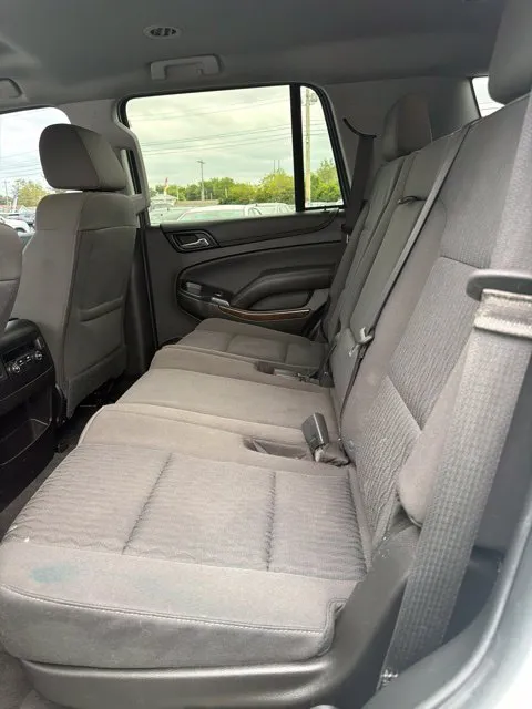 Chevrolet Tahoe photo 10