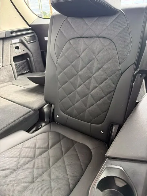 BMW X7 photo 8