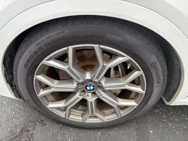 BMW X7 photo 33