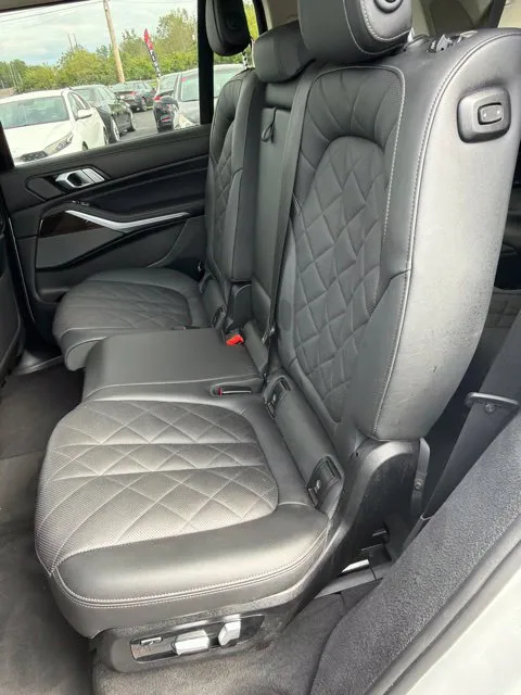 BMW X7 photo 9