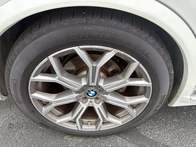 BMW X7 photo 31