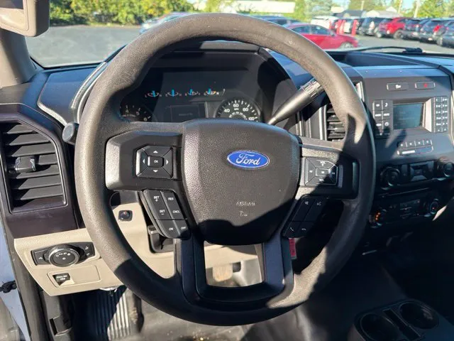 Ford F-150 photo 12