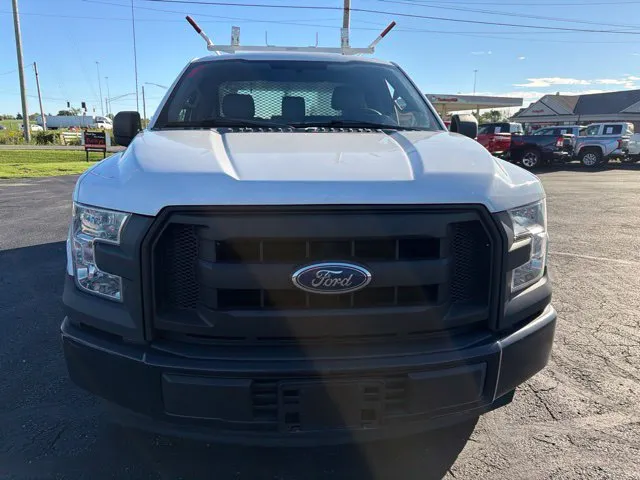 Ford F-150 photo 2