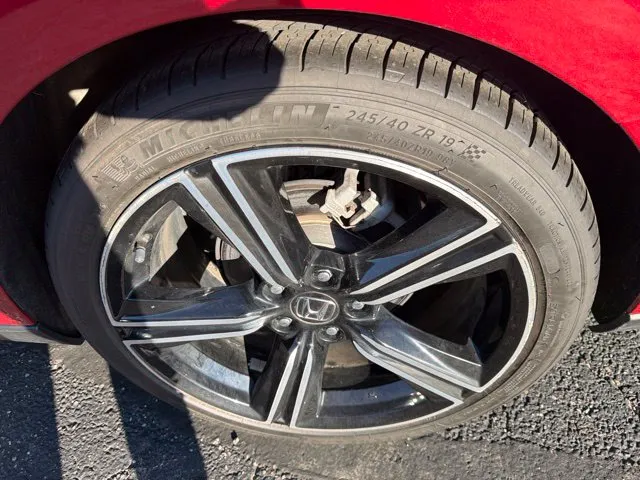 Honda Accord photo 28