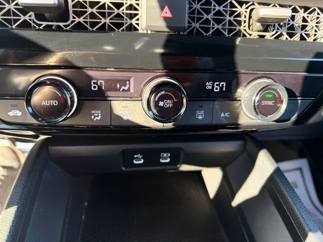 Honda Accord photo 18