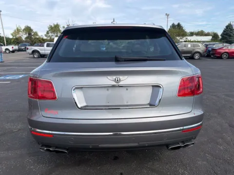 More photos of 2019 Bentley Bentayga V8 at Funky's Automotive - A division of ETC Auto Group, OH