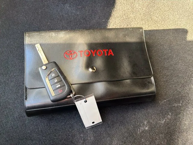 Toyota Corolla photo 18