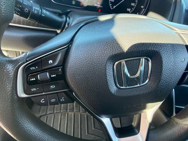 Honda Accord photo 15