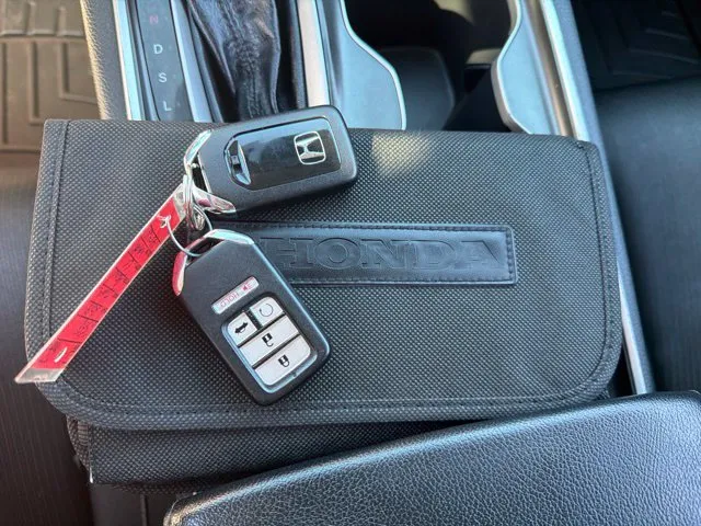 Honda Accord photo 23
