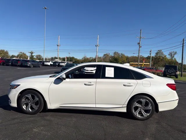 Honda Accord photo 4