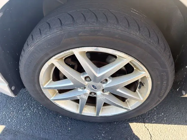 Ford Fusion photo 27