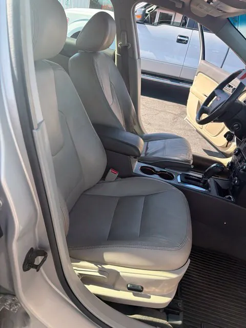 Ford Fusion photo 22