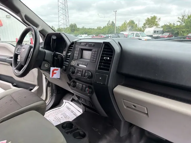 Ford F-150 photo 19
