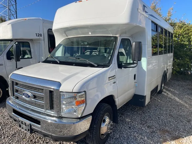 2016 Ford E-350SD for sale in Grove City, OH