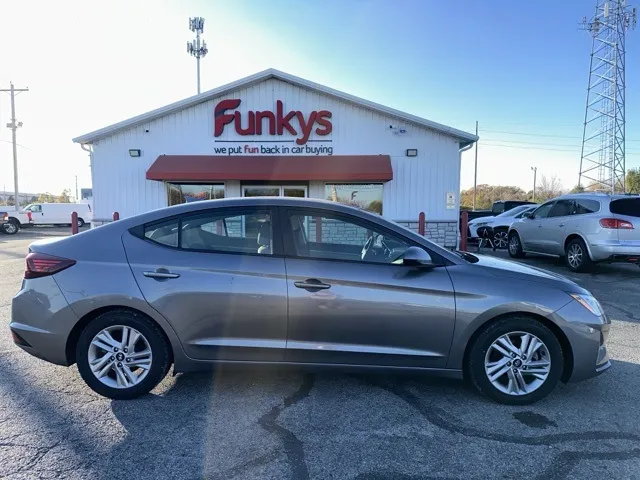 2020 Hyundai Elantra SEL for sale in Grove City, OH