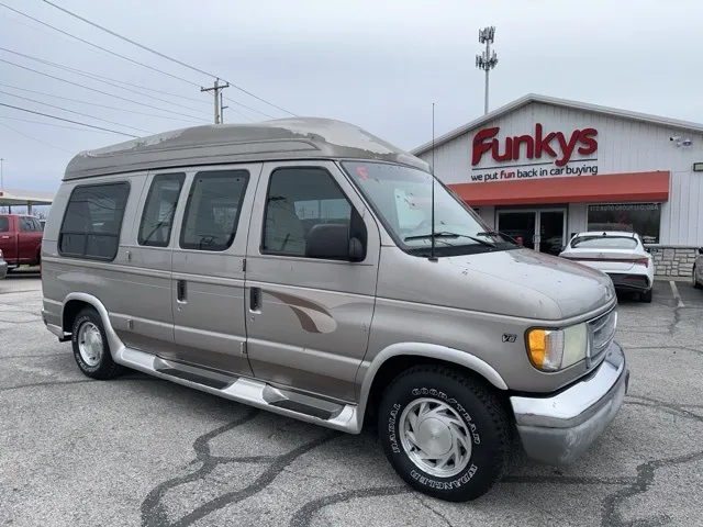 2002 Ford E-150 Commercial for sale in Grove City, OH