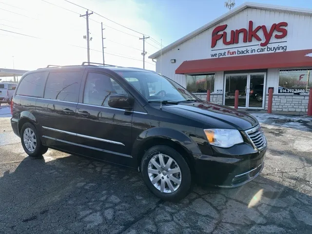 2014 Chrysler Town & Country Touring for sale in Grove City, OH