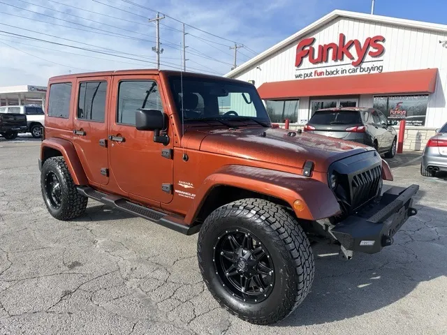 Used 2014 Jeep Wrangler Unlimited Sahara for sale in Grove City
