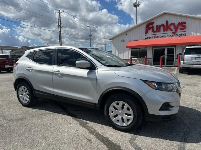 2020 Nissan Rogue Sport S for sale in Grove City, OH