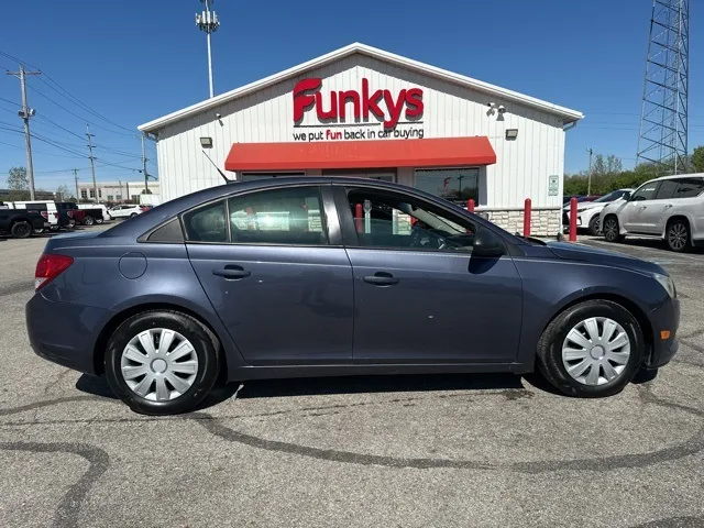 2013 Chevrolet Cruze LS for sale in Grove City, OH