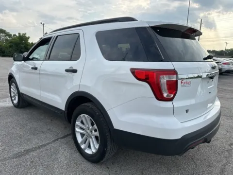 More photos of 2016 Ford Explorer at Funky's Automotive - A division of ETC Auto Group, OH