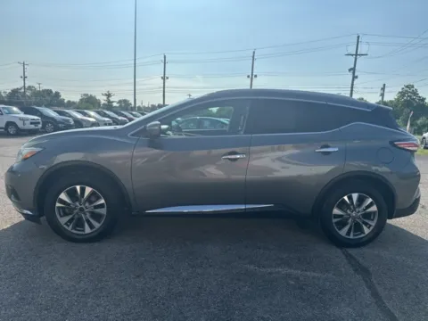 More photos of 2015 Nissan Murano SL at Funky's Automotive - A division of ETC Auto Group, OH