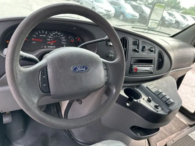 2008 Ford Econoline - Photo 9