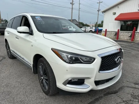 White 2016 INFINITI QX60 for sale in Grove City, OH
