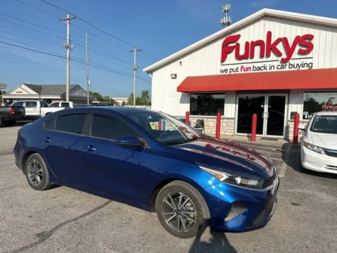 Blue 2022 Kia Forte LXS for sale in Grove City, OH