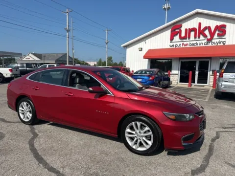 Red 2016 Chevrolet Malibu LT for sale in Grove City, OH