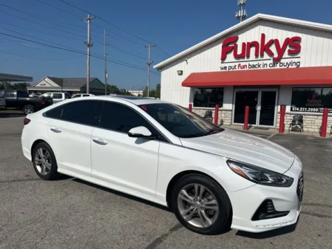 White 2018 Hyundai Sonata Limited for sale in Grove City, OH