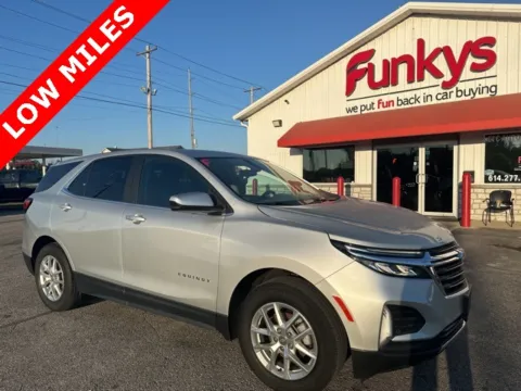Silver 2022 Chevrolet Equinox LT for sale in Grove City, OH